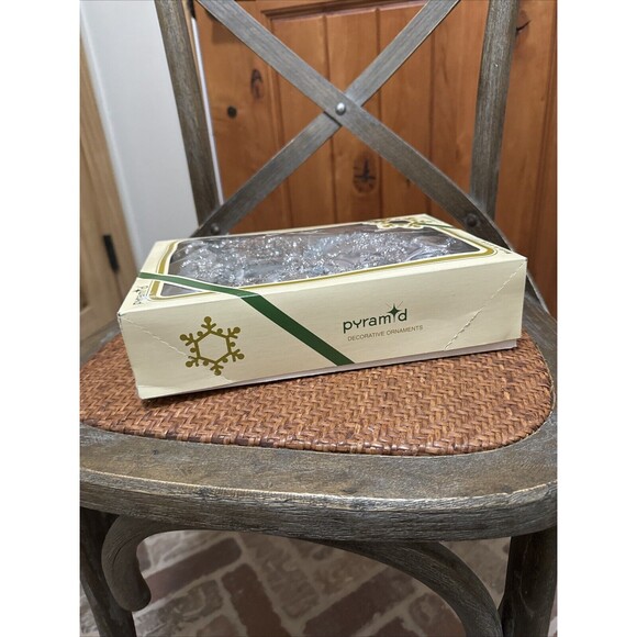 Vintage Pyramid Glass Ornaments Box ( 2.25") - 12  Clear Ball‎ Ornaments - Picture 5 of 10